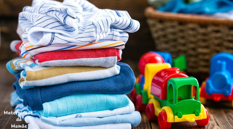 Como Escolher Roupinhas para Recém-Nascidos: Conforto e Praticidade em Primeiro Lugar
